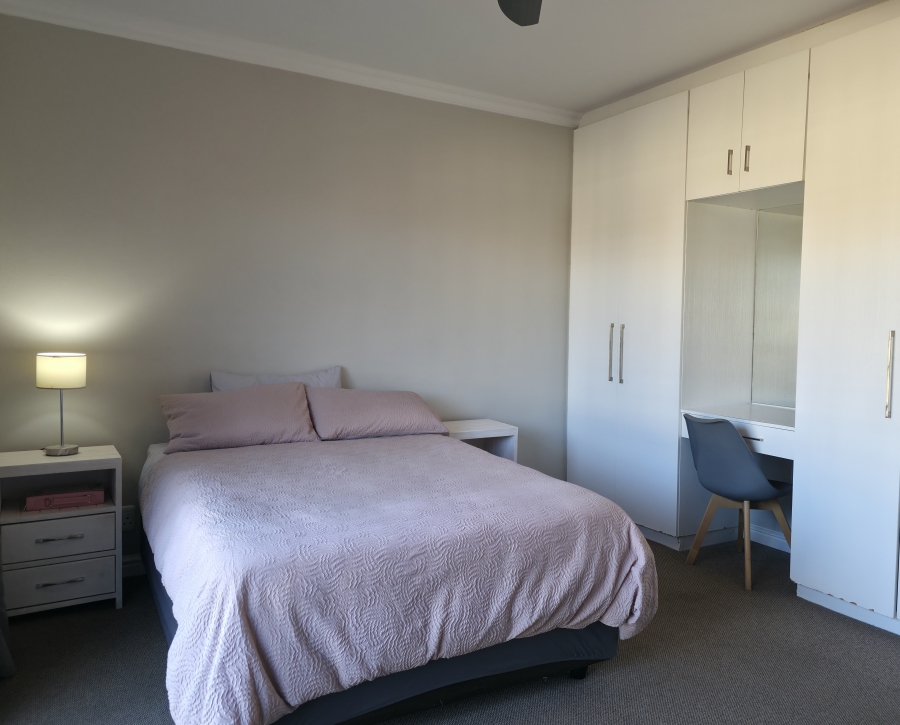 4 Bedroom Property for Sale in Wavecrest Eastern Cape